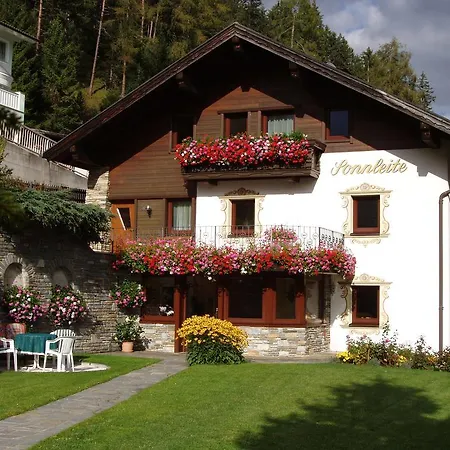 Haus Sonnleite Apartment Trins Exterior photo